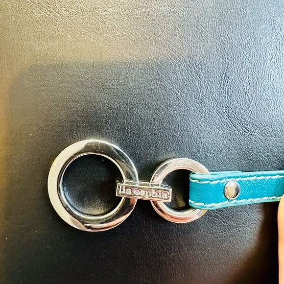 🩵🔥3 for $10🔥Lia Sophia Wrap-Around Bracelet! - Picture 8 of 9